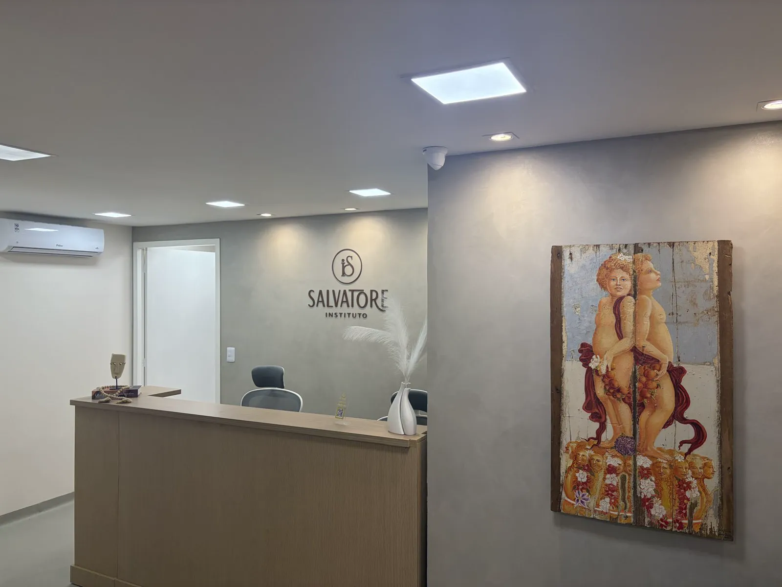 Recepção do Instituto Salvatore em Higienópolis